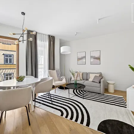公寓 2br Kalamaja Flat With Private Lift & Roof Terrace 塔林