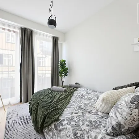 公寓 2br Kalamaja Flat With Private Lift & Roof Terrace 塔林