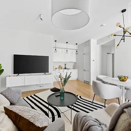 2br Kalamaja Flat With Private Lift & Roof Terrace *